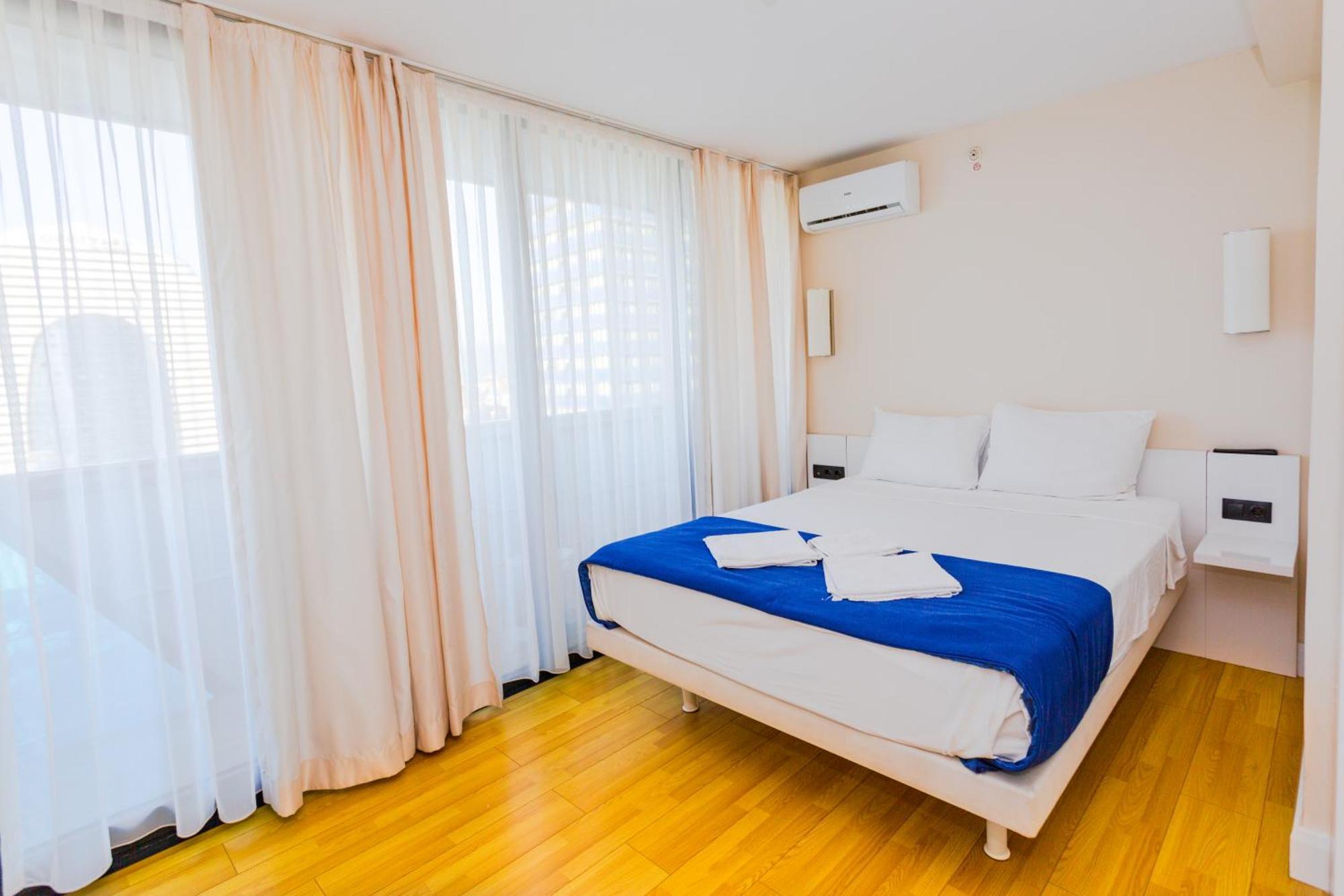 Best Location Apartments In Batumi Exterior foto